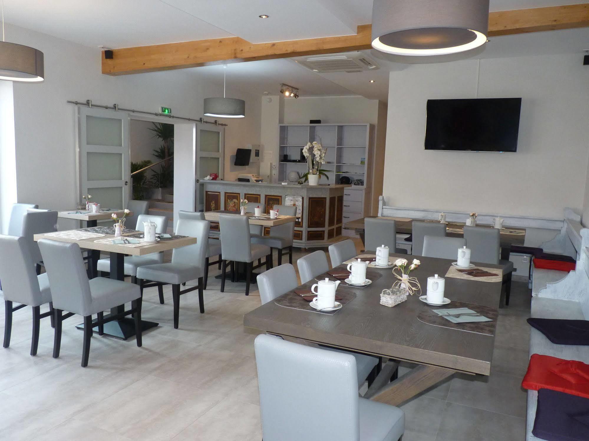Hotel Le Dormeur Dorlisheim Екстериор снимка